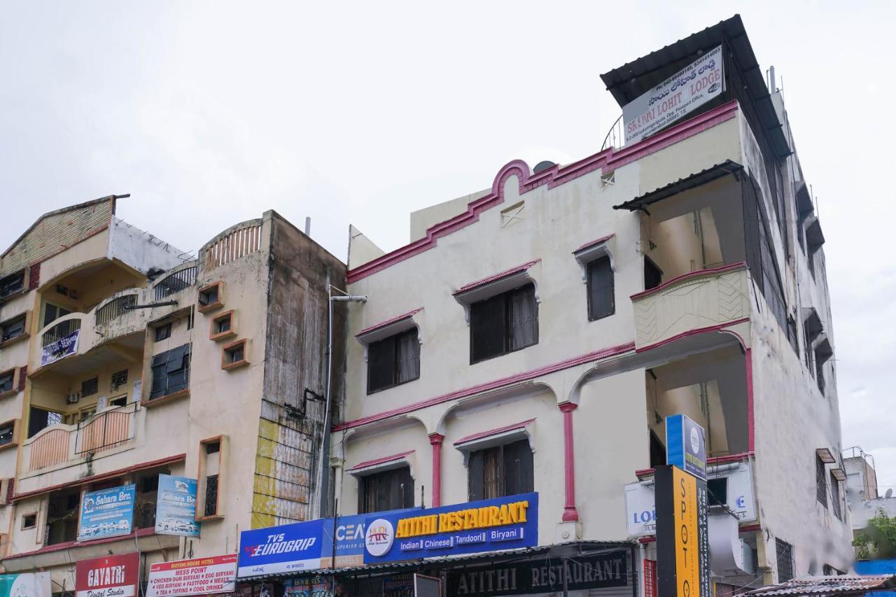 Spot On Sri Sai Lohith Lodge Near Snow World Secundurabad Eksteriør bilde